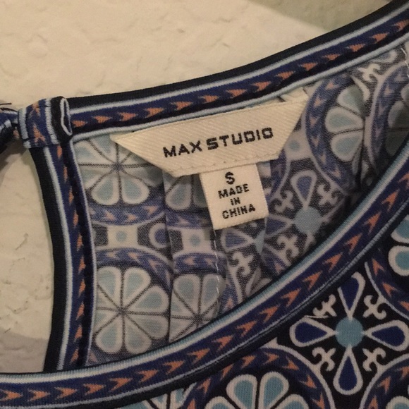 Patterned dress - Picture 4 of 4